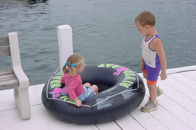 LG/Chlo&eacute; and Josh 